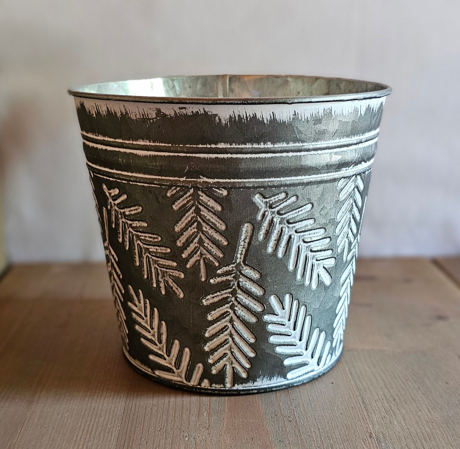 Übertopf / Topf / Vase "Granna" Metall cultus / Weihnachten – silber-weiss – verschiedene Masse