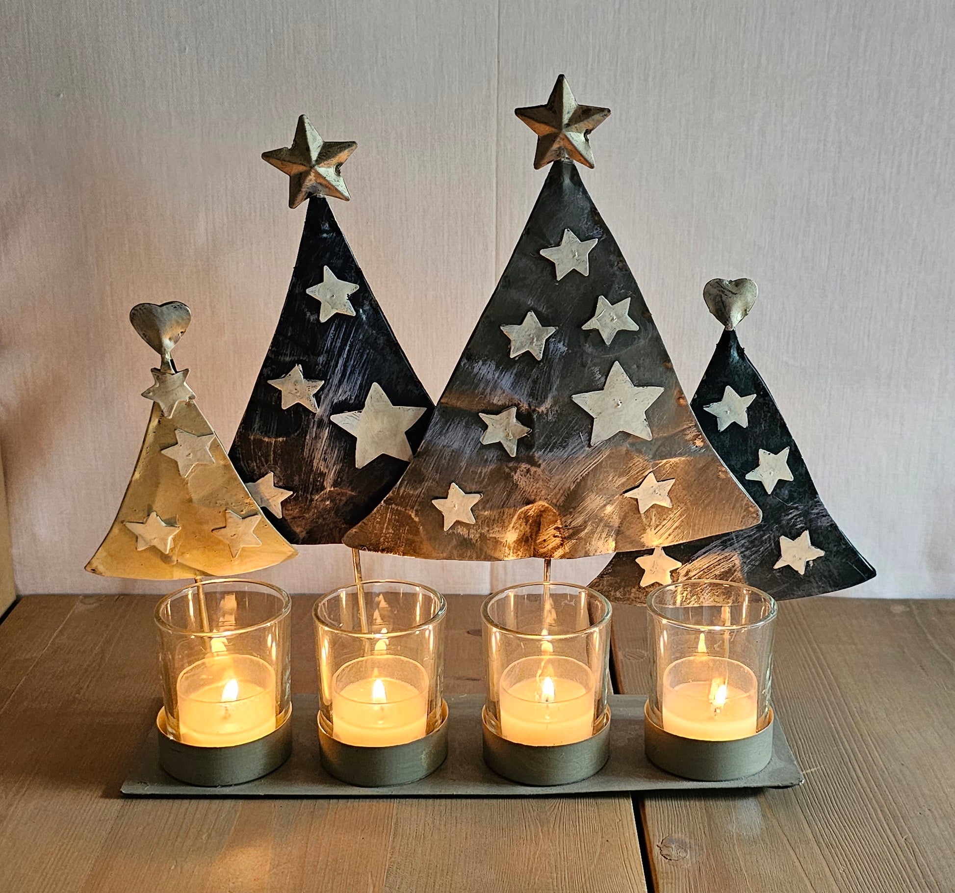 Adventskranz Metall länglich blau – moderner Kerzenhalter für 4 Kerzen – Weihnachtsdeko 26×8×28 cm