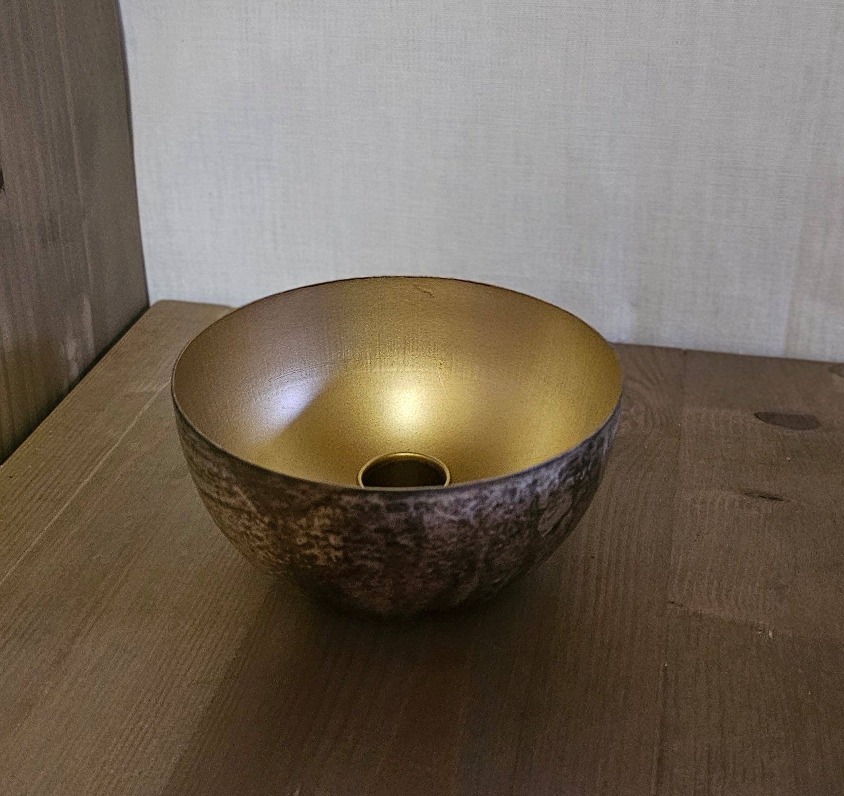 Kerzenhalter / Kerzenständer "Schale/Bola" Metall rund für Stabkerzen – gold-gold – Ø 11,5 cm