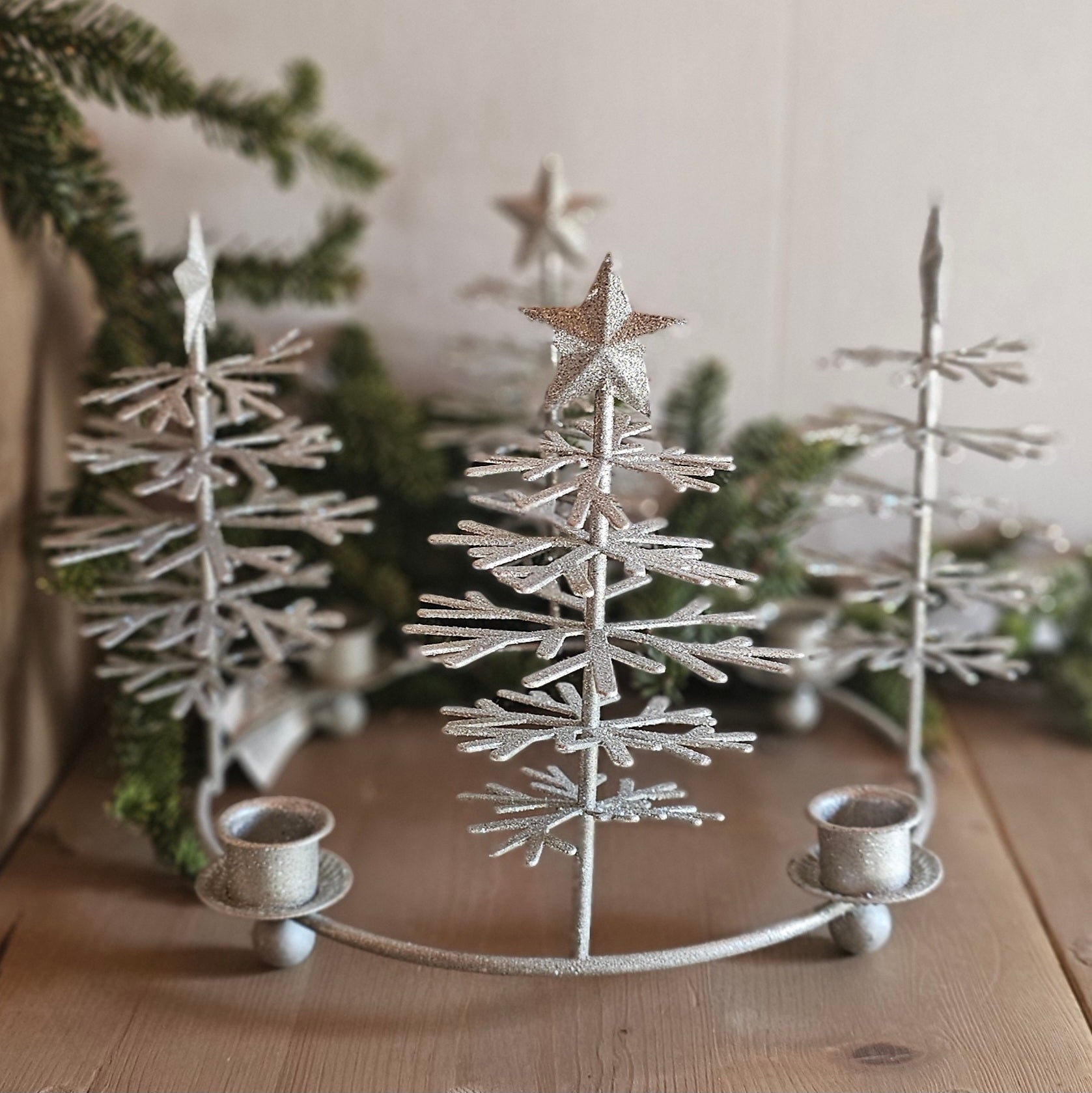 Baden Adventskranz Metall für Stumpenkerzen / Kerzenständer / Kerzenhalter / Weihnachten – silber – Ø 25 cm