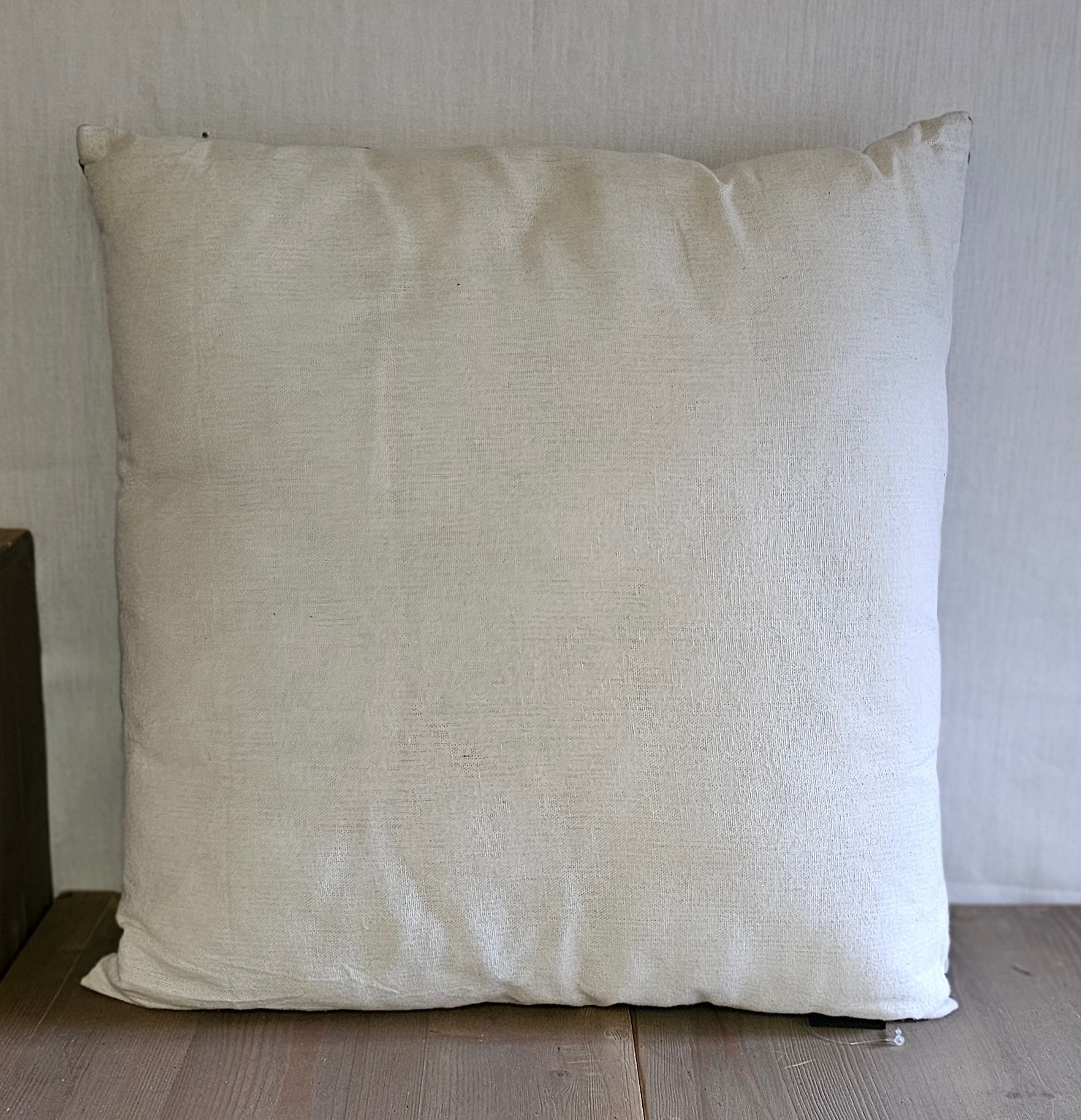 Kissen "Gwen" / Stoffkissen / Zierkissen mit Inlet – grau-weiss – Masse 45 x 45 cm - Ausstellungsstück stark reduziert