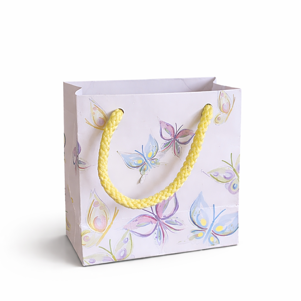 Geschenktasche aus Papier mit Schmetterlingen – bunt & liebevoll – 12 x 12 cm