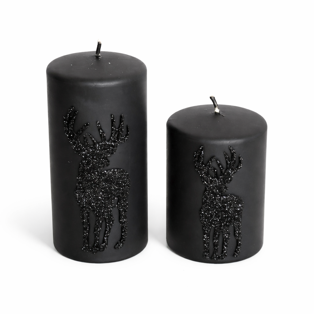 Set Stumpenkerzen mit Rentierdesign / Kerzen – schwarz – Höhe 10 cm + Höhe 14 cm – Ø 7 cm