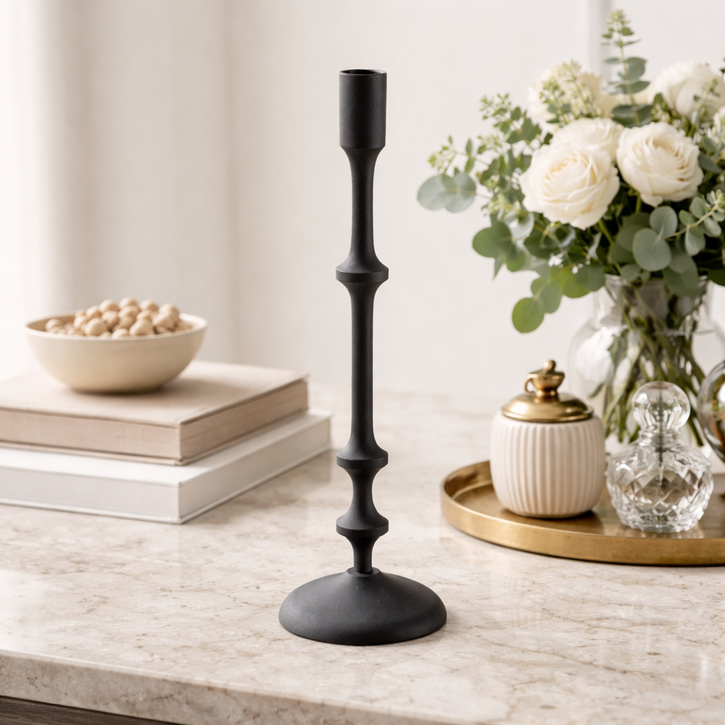 Kerzenhalter "Lifted" aus Metall Ø 2,2 cm – Moderner Kerzenständer für Stabkerzen – schwarz / weiss – verschiedene Höhen