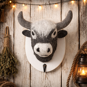 Kuhkopf Kleiderhaken grau-weiß – dekorativer Wandhaken / Garderobenhaken – 19 cm