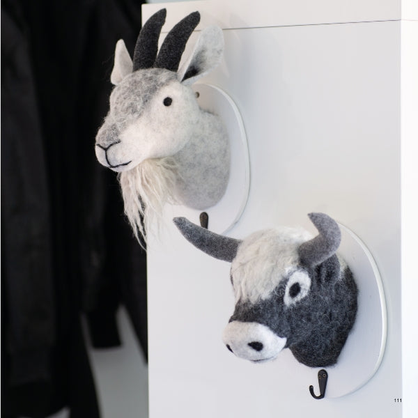 Kleiderhaken / Wandkaken / Garderobenhaken Kuh / Kuhkopf – grau-weiss – Höhe 19 cm