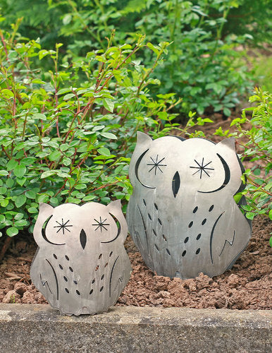 Eule aus Metall als Windlicht / Kerzenhalter – silber – Höhe 23 cm