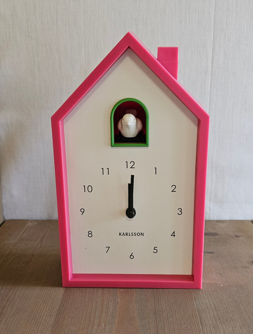 Moderne Kuckucksuhr / Wanduhr /  Uhr / Wecker – pink – Höhe 20 cm, Breite 12 cm, Tiefe 6 cm