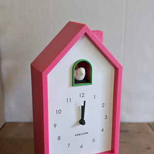 Moderne Kuckucksuhr / Wanduhr /  Uhr / Wecker – pink – Höhe 20 cm, Breite 12 cm, Tiefe 6 cm