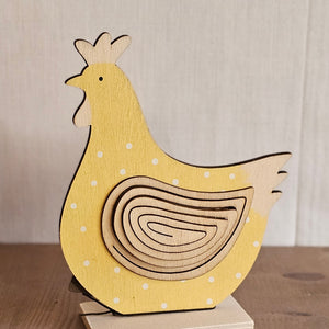 Dekohuhn aus Holz – gelbe Henne mit weißen Punkten, 13 cm Oster- & Frühlingsdeko