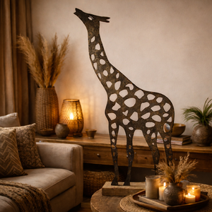 Deko Giraffe Metall „Safari“ – Antikgold-Braun auf Holzfuß, Höhe 80 cm