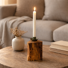 Kerzenständer Holz & Grün inkl. Stabkerze – Handgefertigt | Natürliches Wohnaccessoire - Höhe 11 cm