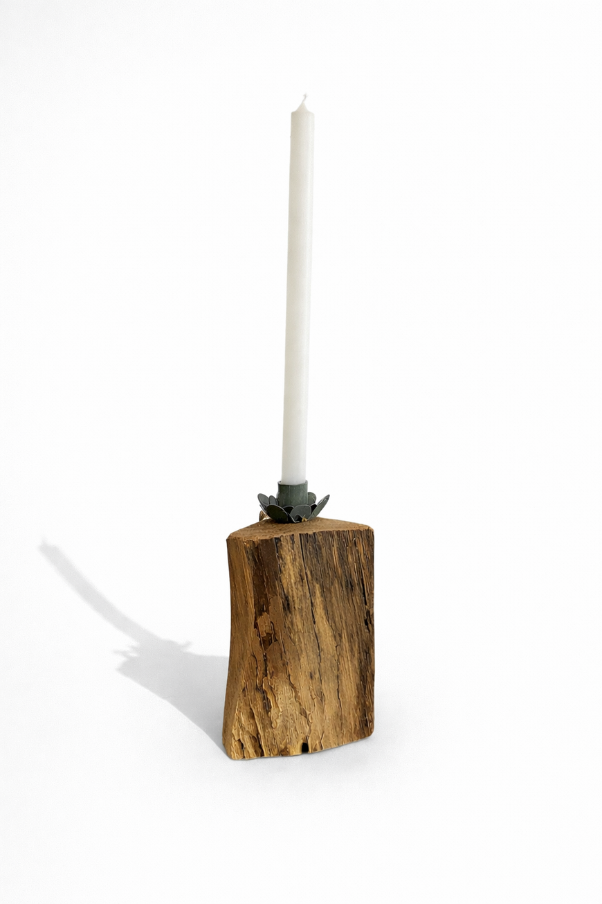 Kerzenständer Holz & Grün inkl. Stabkerze – Handgefertigt | Natürliches Wohnaccessoire - Höhe 11 cm