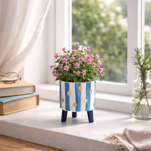 Spang Übertopf auf Füßen – Blau-Weiß mit goldenen Punkten | Keramik Topf in verschiedenen Motiven & Größen